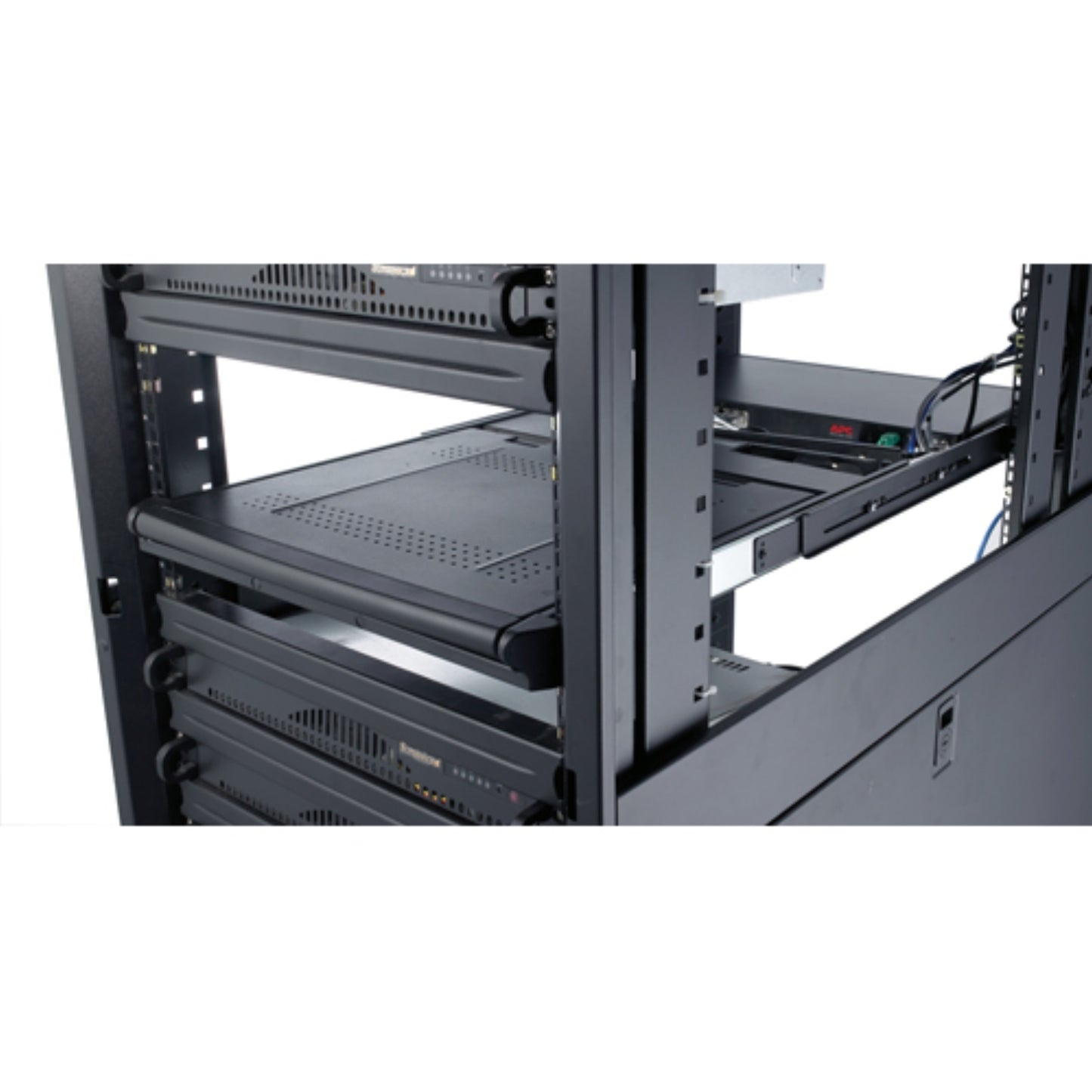 APC 16 Port Multi-Platform Analog KVM AP5202