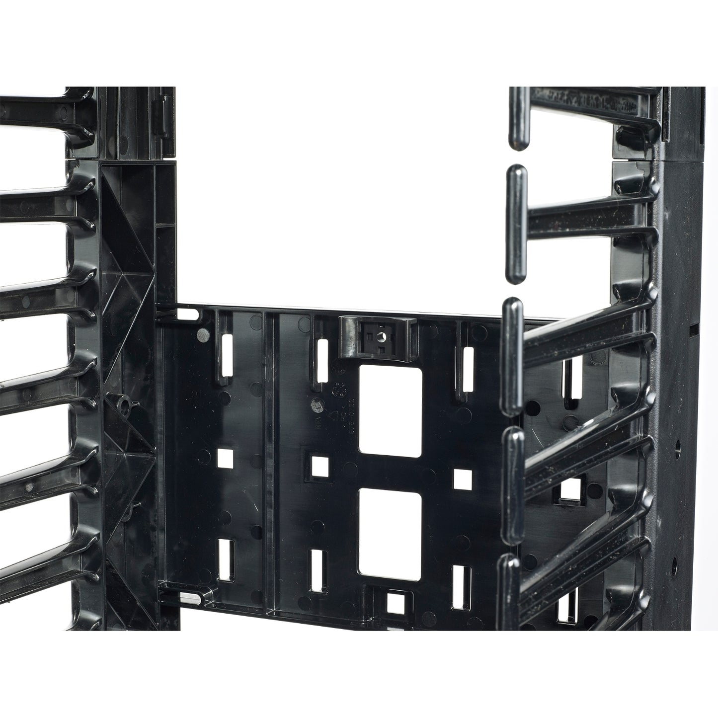 Valueline, Vertical Cable Manager for 2 & 4 Post Racks, 84"H X 6"W, Single-Sided with Door AR8715