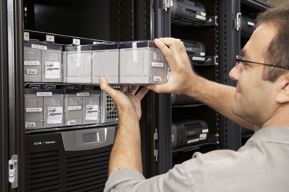BladeUPS 48kW System with internal batteries (60kW Bar) BLADE-48C05